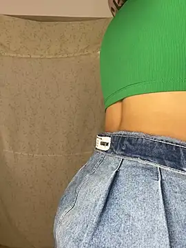 hannahb-e online show from 03-12-25, 07:04