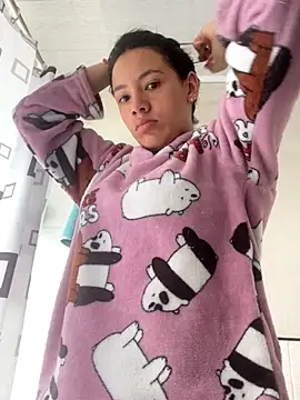 hannahb-e online show from 09-25-25, 02:01