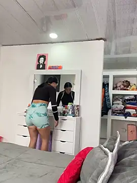 hannahb-e online show from 09-22-25, 05:30