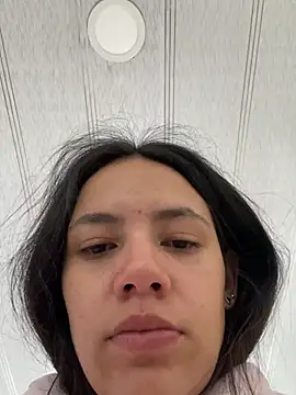 hannahb-e online show from 04-07-26, 04:09