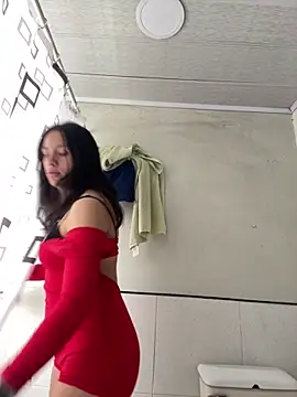 Snapshot of hannahb-e chatting on 02-10-26, 06:07 hannahb-e online show from 02-10-26, 06:07