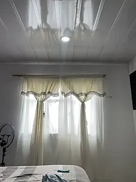 hannahb-e online show from 03-31-26, 04:53