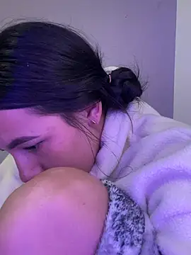 hannahb-e online show from 04-16-26, 09:39