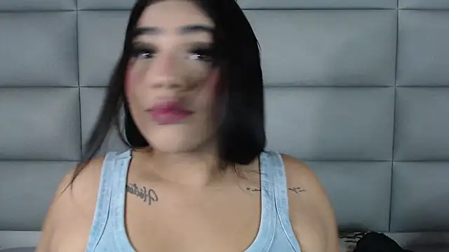 Snapshot of emily_brontee_ chatting on 02-21-25, 12:49 emily brontee online show from 02-21-25, 12:49
