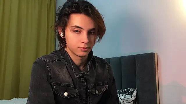 Snapshot of k0sta_ chatting on 01-17-25, 10:23 k0sta  online show from 01-17-25, 10:23