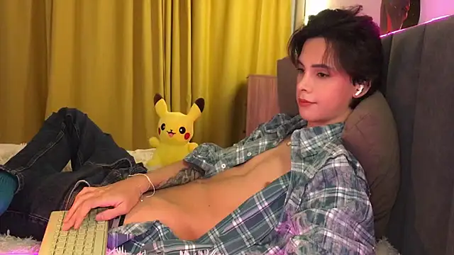 Snapshot of k0sta_ chatting on 03-06-25, 11:14 k0sta  online show from 03-06-25, 11:14
