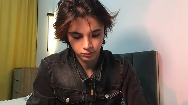 Snapshot of k0sta_ chatting on 01-17-25, 10:00 k0sta  online show from 01-17-25, 10:00
