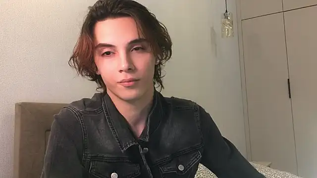 Snapshot of k0sta_ chatting on 01-16-25, 08:25 k0sta  online show from 01-16-25, 08:25