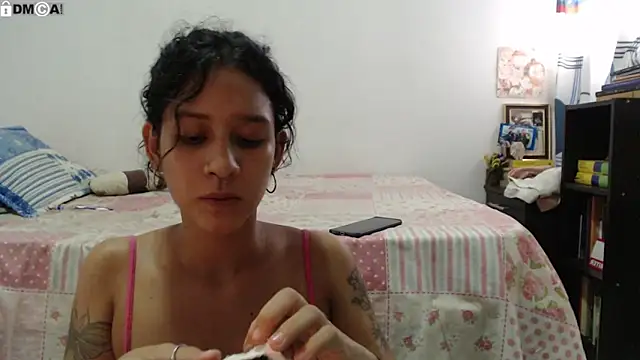 AlinaWoolf  online show from 02-09-26, 09:46