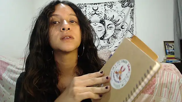 Snapshot of AlinaWoolf_ chatting on 01-29-25, 05:19 AlinaWoolf  online show from 01-29-25, 05:19