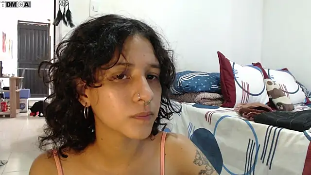 AlinaWoolf  online show from 10-31-25, 04:03