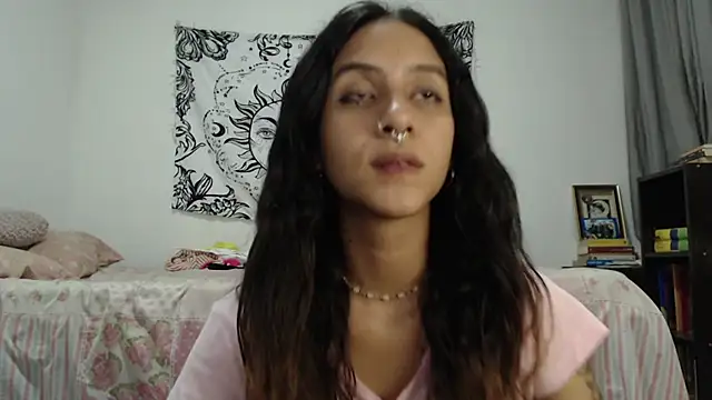 Snapshot of AlinaWoolf_ chatting on 12-04-24, 02:36 AlinaWoolf  online show from 12-04-24, 02:36