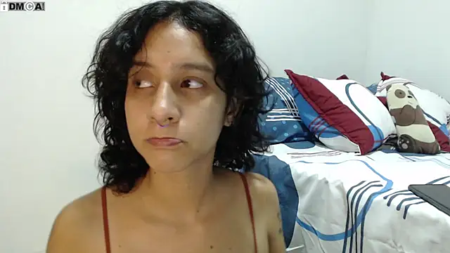 Snapshot of AlinaWoolf_ chatting on 10-03-25, 02:59 AlinaWoolf  online show from 10-03-25, 02:59