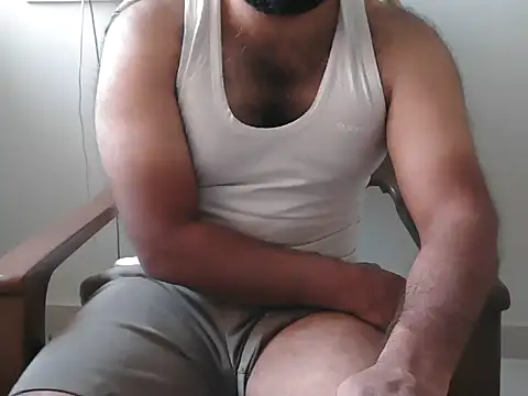 Snapshot of Tamil_Boy28 chatting on 03-04-25, 09:40 Tamil Boy28 online show from 03-04-25, 09:40