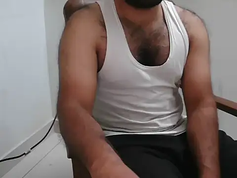 Snapshot of Tamil_Boy28 chatting on 10-11-25, 03:13 Tamil Boy28 online show from 10-11-25, 03:13