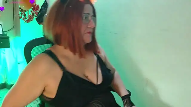 Snapshot of _samara chatting on 10-04-25, 12:01 samara online show from 10-04-25, 12:01