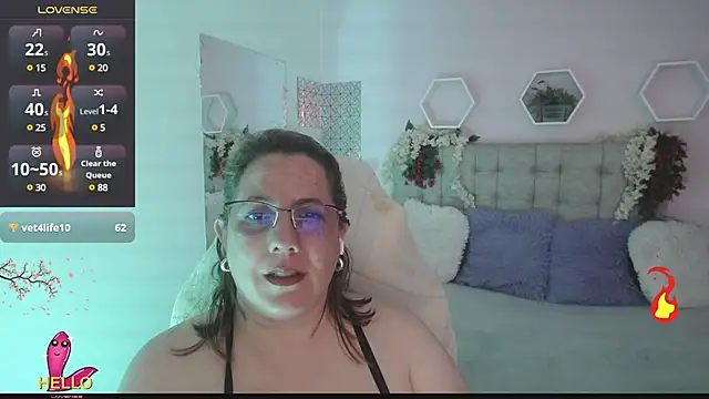 Snapshot of katie_joness_ chatting on 03-01-25, 04:00 katie joness online show from 03-01-25, 04:00