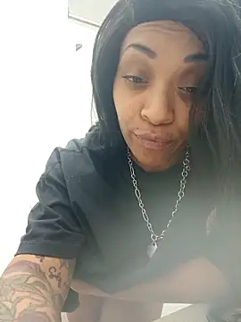 mariah2299 online show from 10-31-25, 03:25