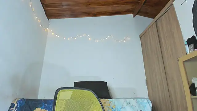 Tristan fantasycam online show from 03-30-26, 09:49