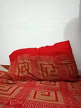 Snapshot of robbart43 chatting on 04-15-26, 05:39 robbart43 online show from 04-15-26, 05:39