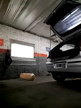 Snapshot of hecwil8 chatting on 09-19-25, 05:28 hecwil8 online show from 09-19-25, 05:28