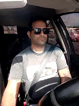 hecwil8 online show from 11-01-25, 11:59