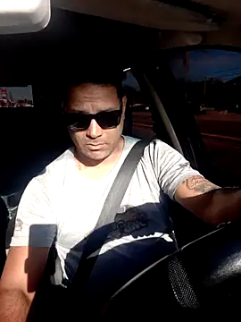 Snapshot of hecwil8 chatting on 10-03-25, 11:45 hecwil8 online show from 10-03-25, 11:45