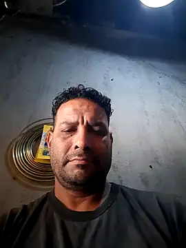 hecwil8 online show from 11-03-25, 03:59