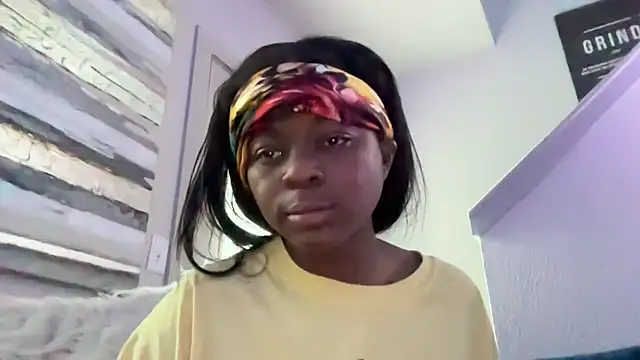 Snapshot of ahmi_skai chatting on 11-14-25, 01:15 ahmi skai online show from 11-14-25, 01:15