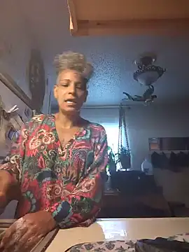 CeceilaMoon online show from 05-22-26, 01:42