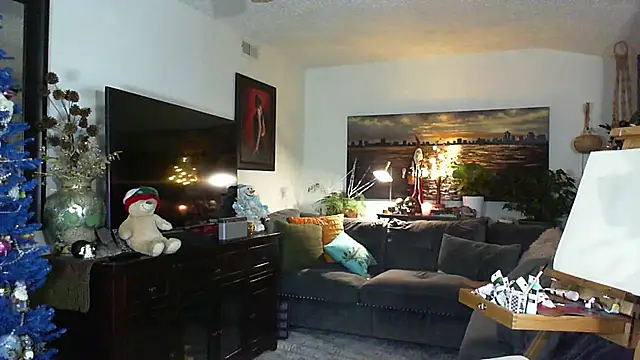 CeceilaMoon online show from 12-15-25, 03:12