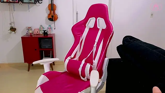 AuroraKatsy online show from 03-20-25, 01:02