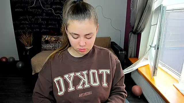 IsabellaBler online show from 04-03-26, 05:47