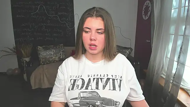 IsabellaBler online show from 05-19-26, 05:47