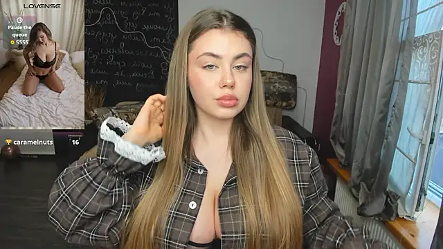 Snapshot of IsabellaBler chatting on 03-01-26, 01:11 IsabellaBler online show from 03-01-26, 01:11