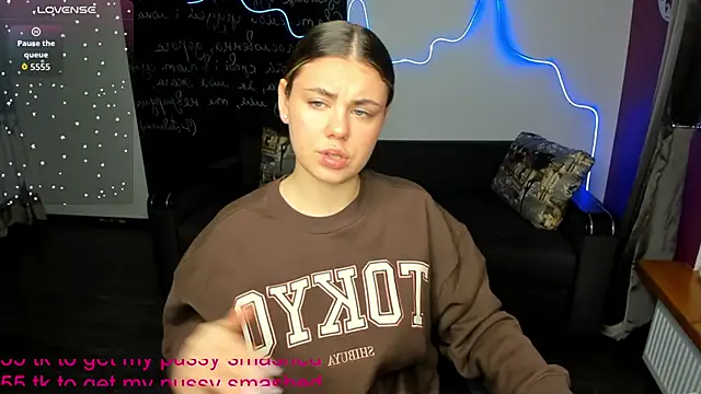 IsabellaBler online show from 11-10-25, 12:43