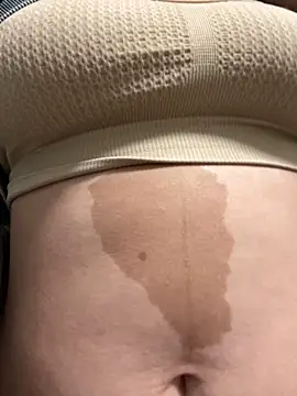 Angel  lika online show from 10-15-25, 04:04