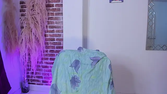 Snapshot of sharlot_evans_ chatting on 03-03-26, 01:51 sharlot evans online show from 03-03-26, 01:51