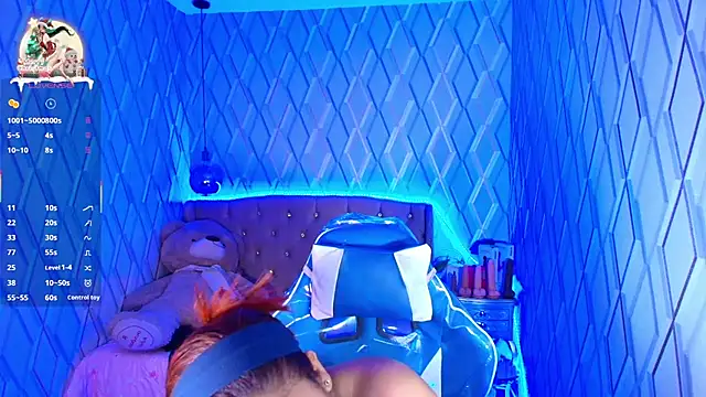 NicolleTaylor online show from 11-17-25, 03:10