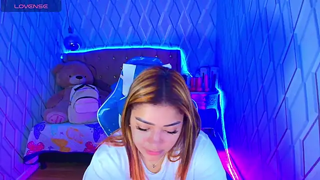 NicolleTaylor online show from 10-08-25, 03:41