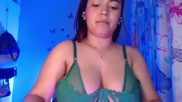 NicolleTaylor online show from 04-14-26, 12:04