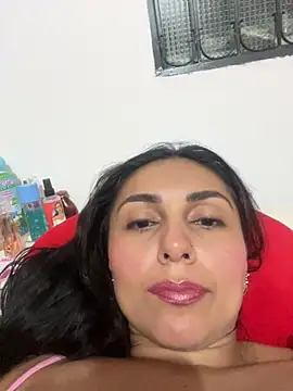 Snapshot of KatiaMoore chatting on 03-13-25, 01:32 KatiaMoore online show from 03-13-25, 01:32