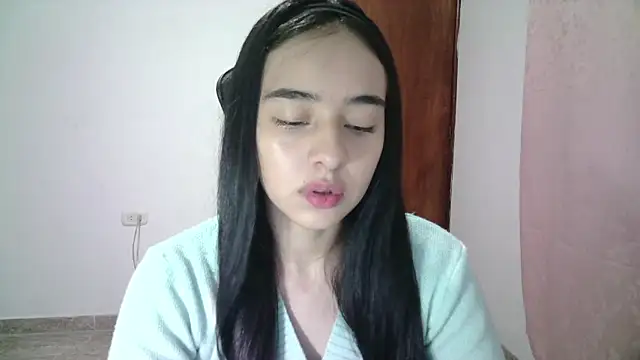 Snapshot of aineangeel chatting on 09-10-25, 12:20 aineangeel online show from 09-10-25, 12:20