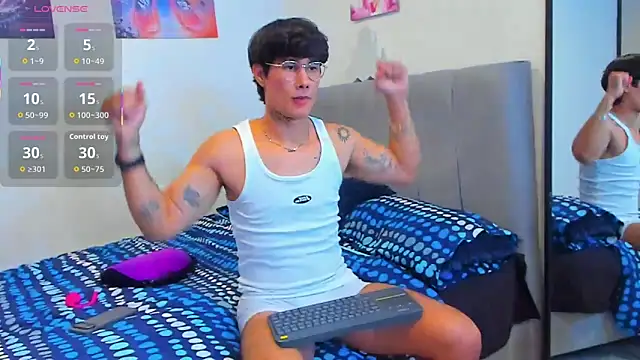 JayHotxxx online show from 02-11-26, 10:53