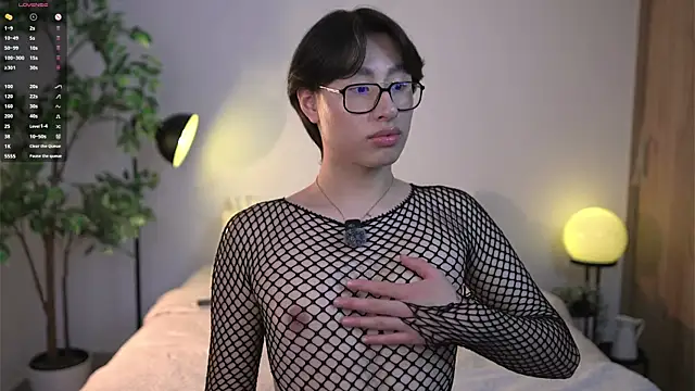 SrLuis18 online show from 04-17-26, 10:45