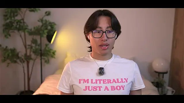 SrLuis18 online show from 11-05-25, 04:15