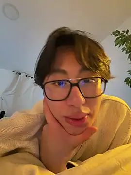 SrLuis18 online show from 03-07-26, 05:03