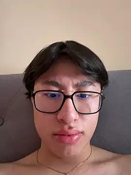 SrLuis18 online show from 02-12-26, 04:29