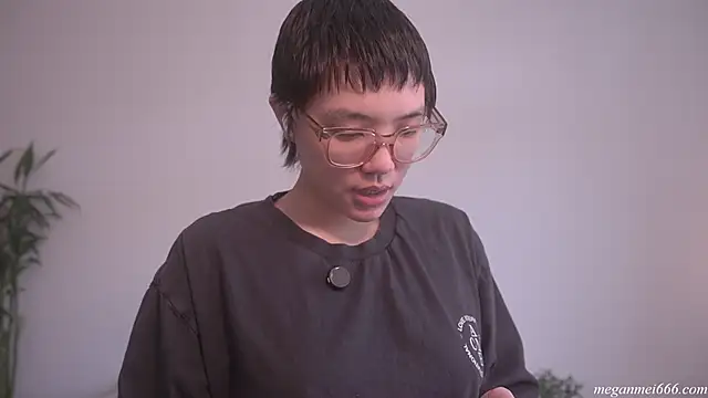 Snapshot of meganmei666 chatting on 03-30-26, 05:58 meganmei666 online show from 03-30-26, 05:58