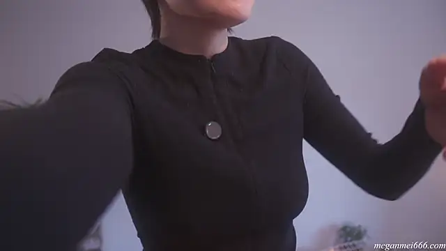 Snapshot of meganmei666 chatting on 04-10-26, 05:53 meganmei666 online show from 04-10-26, 05:53